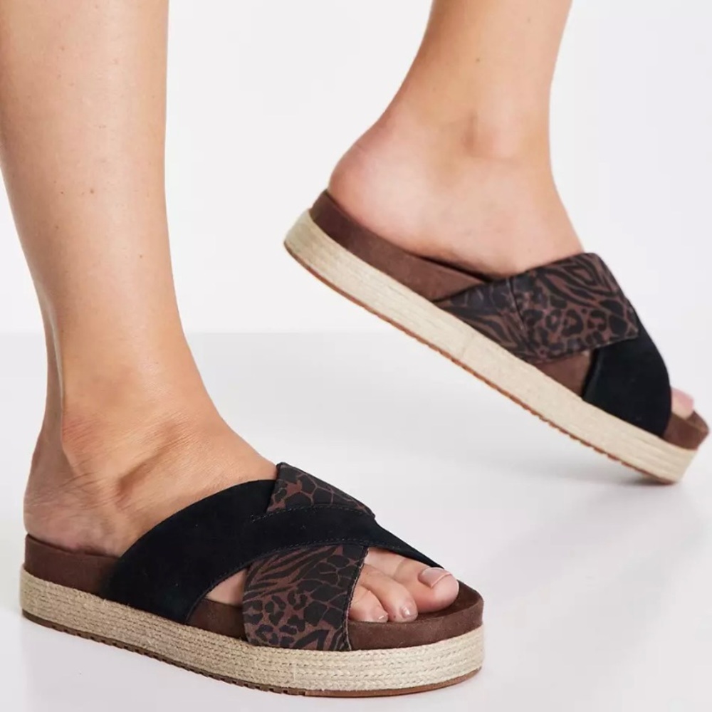 TOMS Paloma Platform Crisscross Slide Sandal